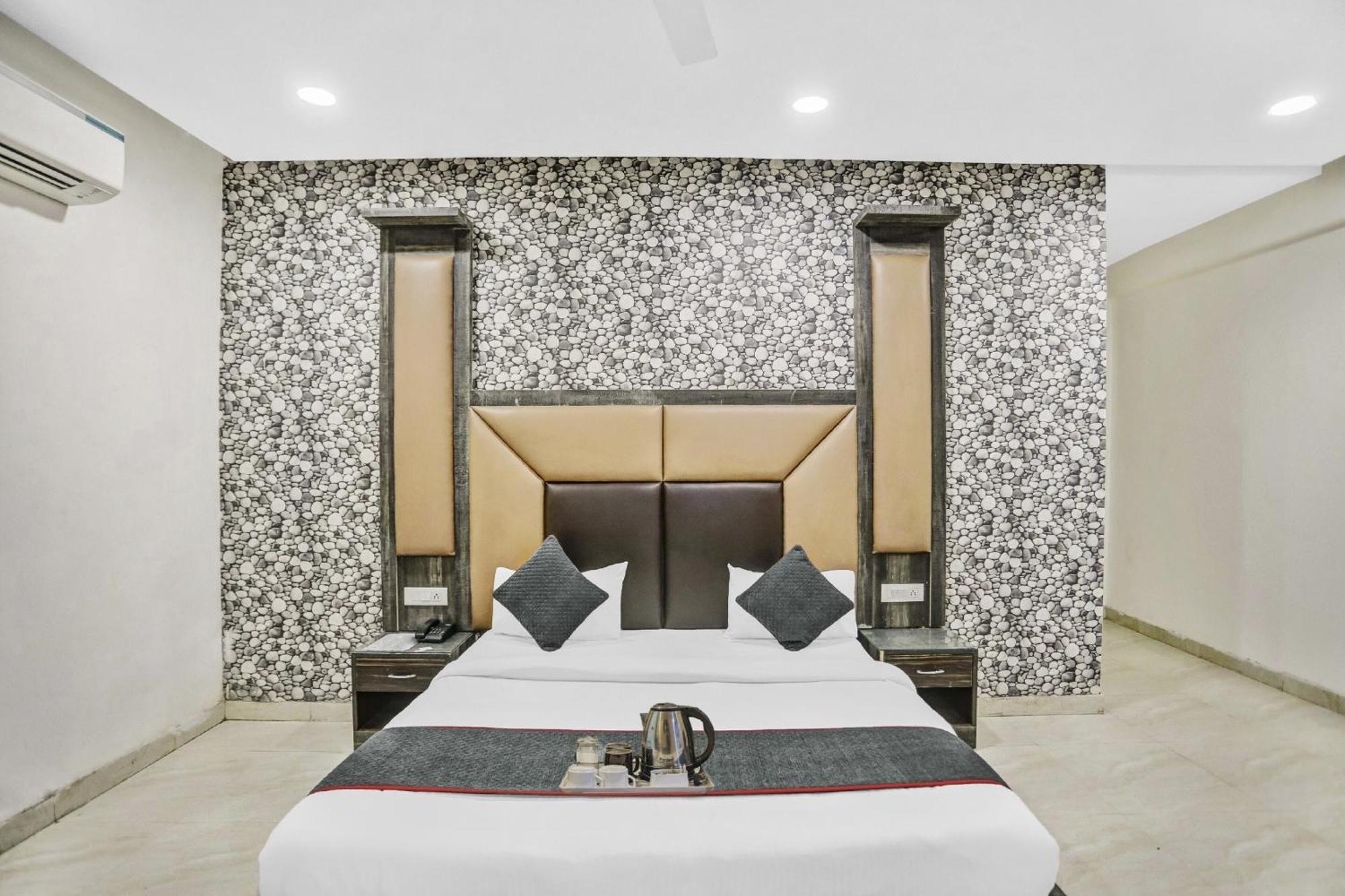 Townhouse 22956 Hotel Grand Residency Delhi (National Capital Territory of India) Exterior foto