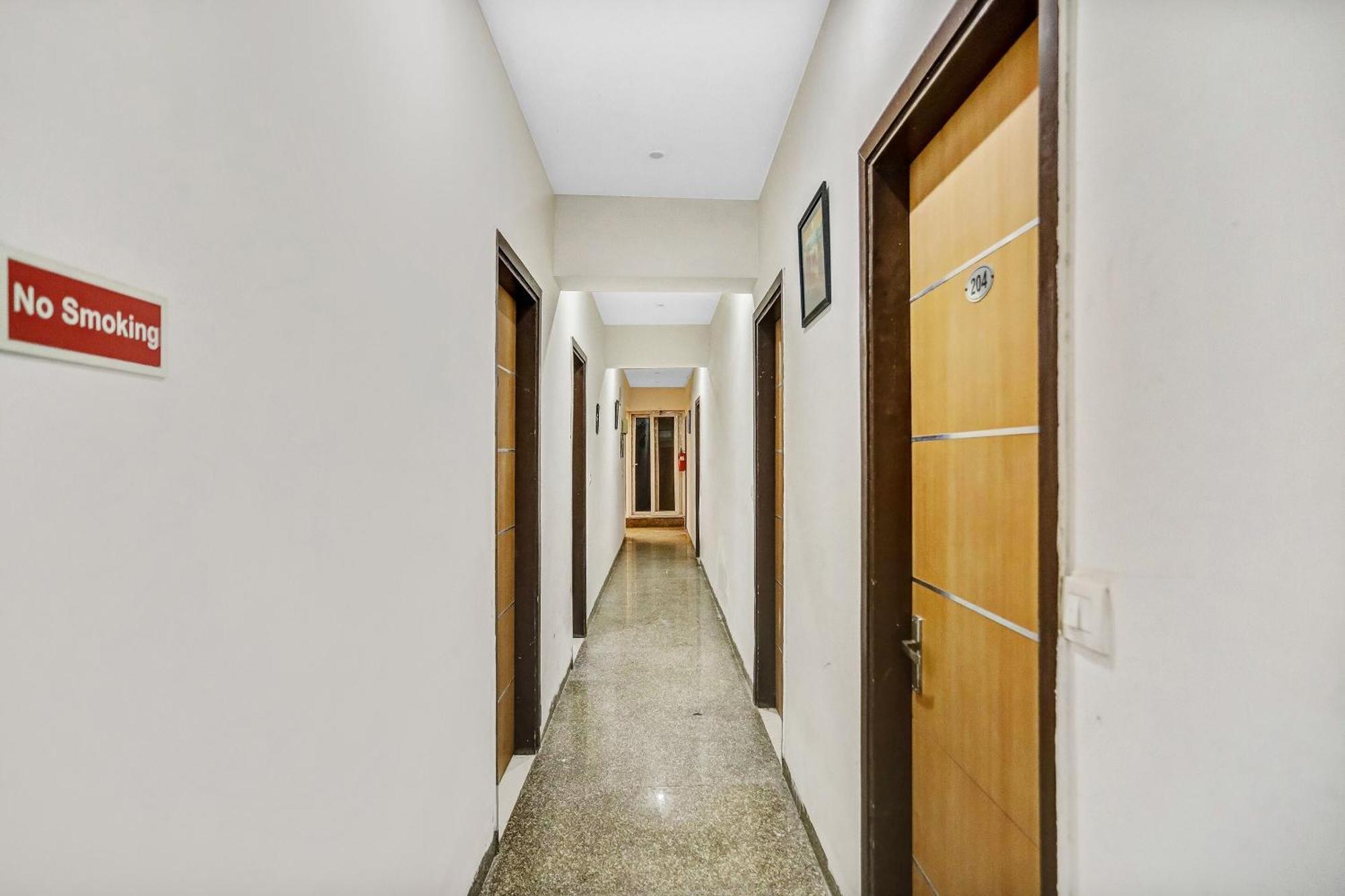 Townhouse 22956 Hotel Grand Residency Delhi (National Capital Territory of India) Exterior foto