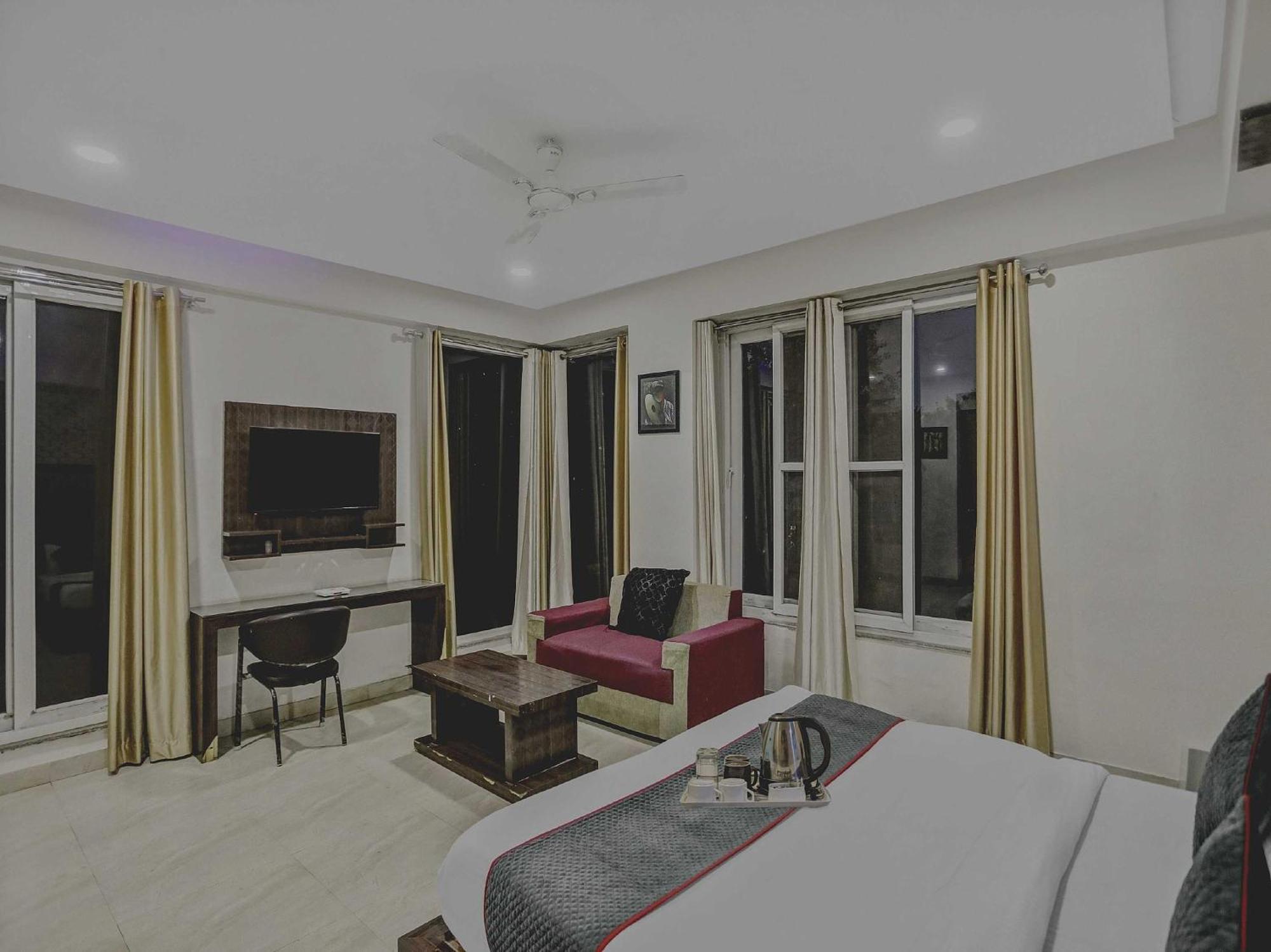 Townhouse 22956 Hotel Grand Residency Delhi (National Capital Territory of India) Exterior foto