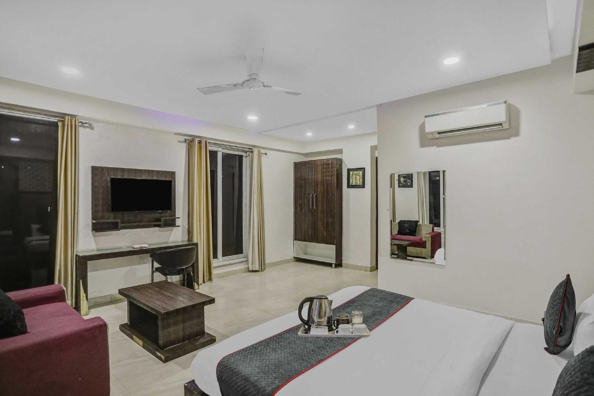 Townhouse 22956 Hotel Grand Residency Delhi (National Capital Territory of India) Exterior foto