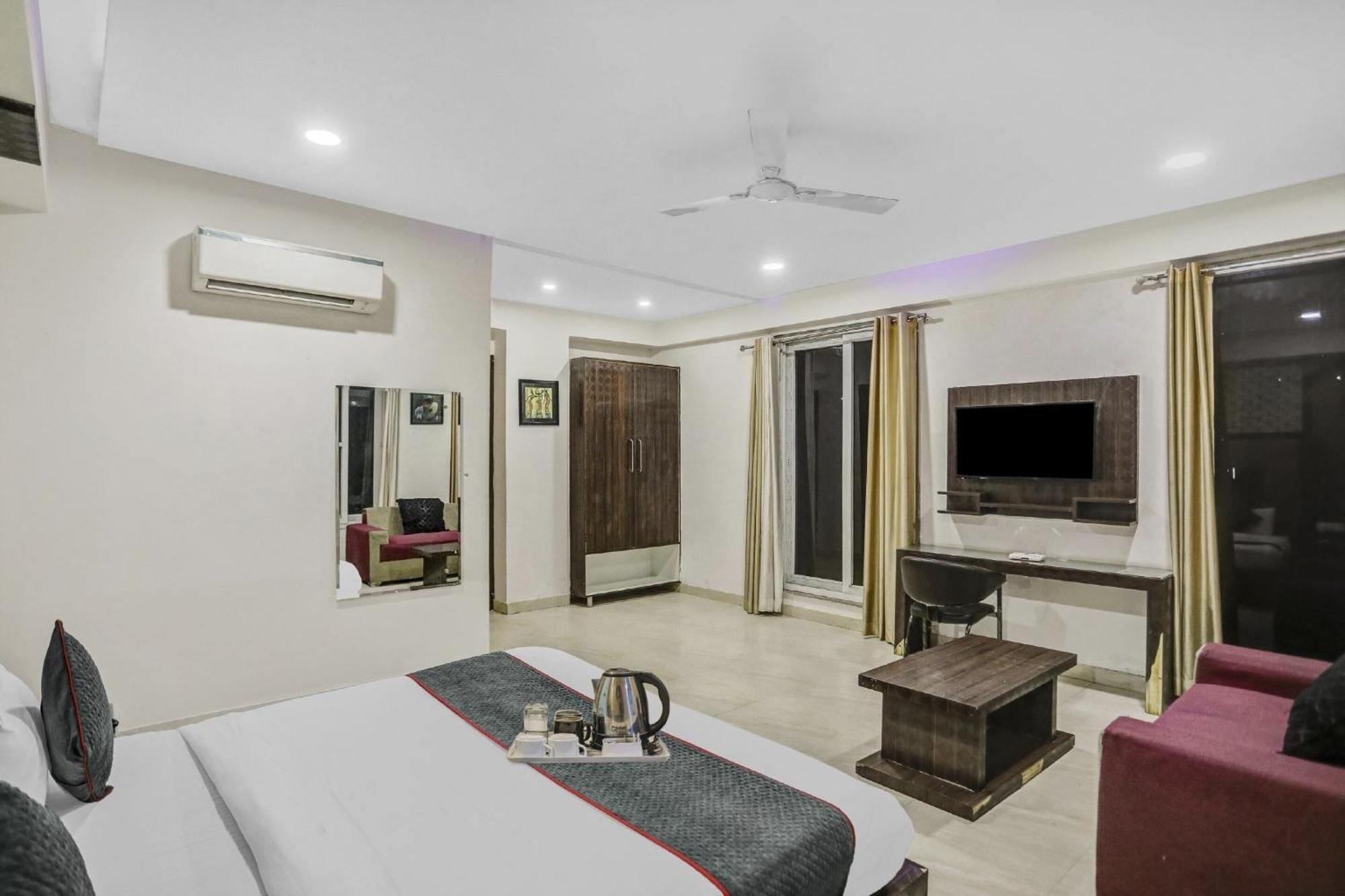Townhouse 22956 Hotel Grand Residency Delhi (National Capital Territory of India) Exterior foto